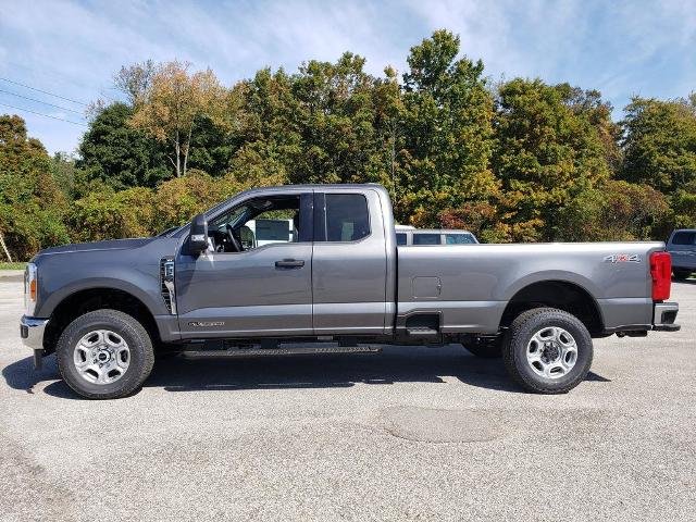 New 2026 Carbonized Gray Metallic Ford F-350® XLT image 24