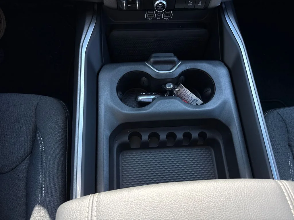 2026 RAM Ram 1500 Pickup Express - Photo 23