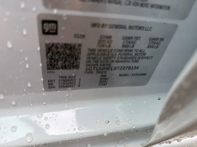 New 2026 Glacier White Tricoat GMC Denali Ultimate image 32