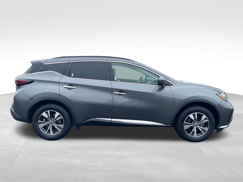 Used 2023 Gray Nissan SV image 6