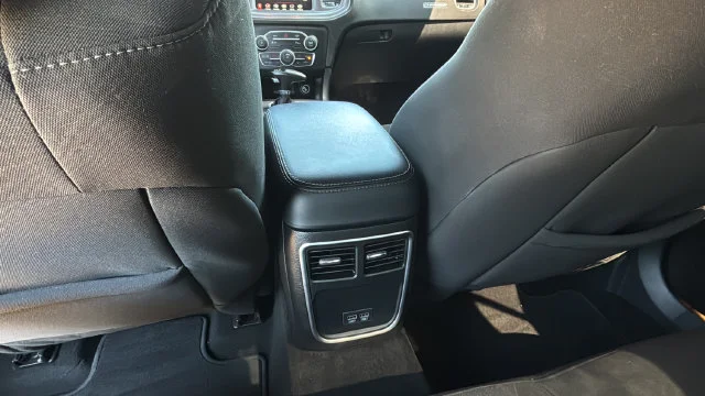 Used 2023 White Dodge SXT image 20