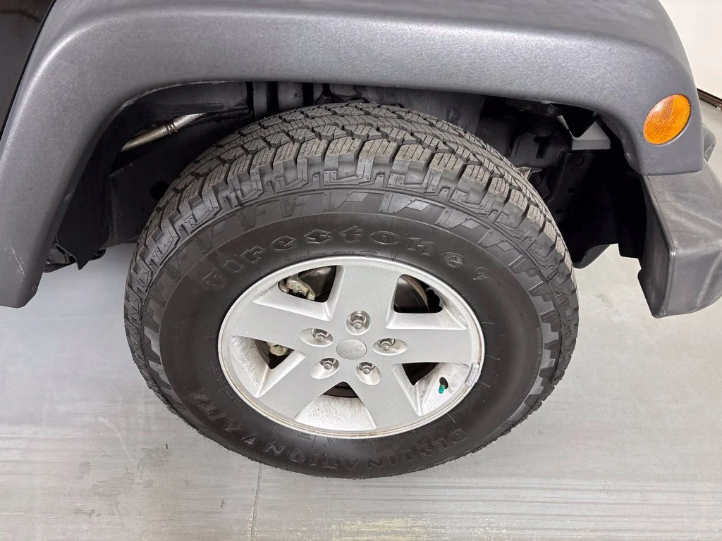 Used 2018 Black Jeep Unlimited Sport image 11