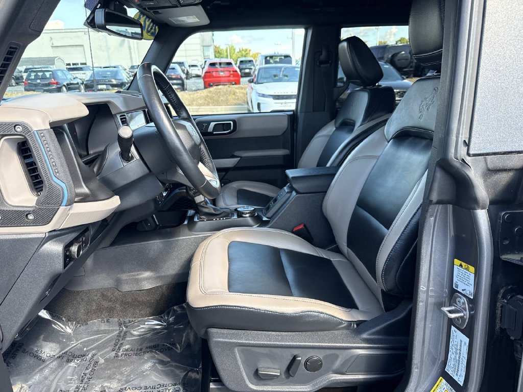 Used 2023 Gray Ford Wildtrak image 17