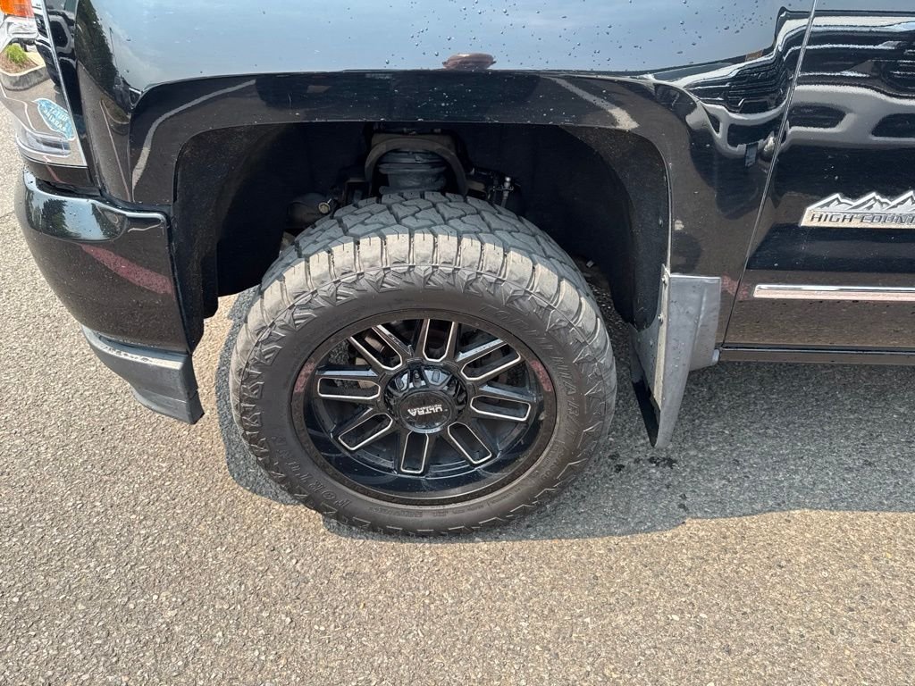 Used 2016 Black Chevrolet High Country image 4