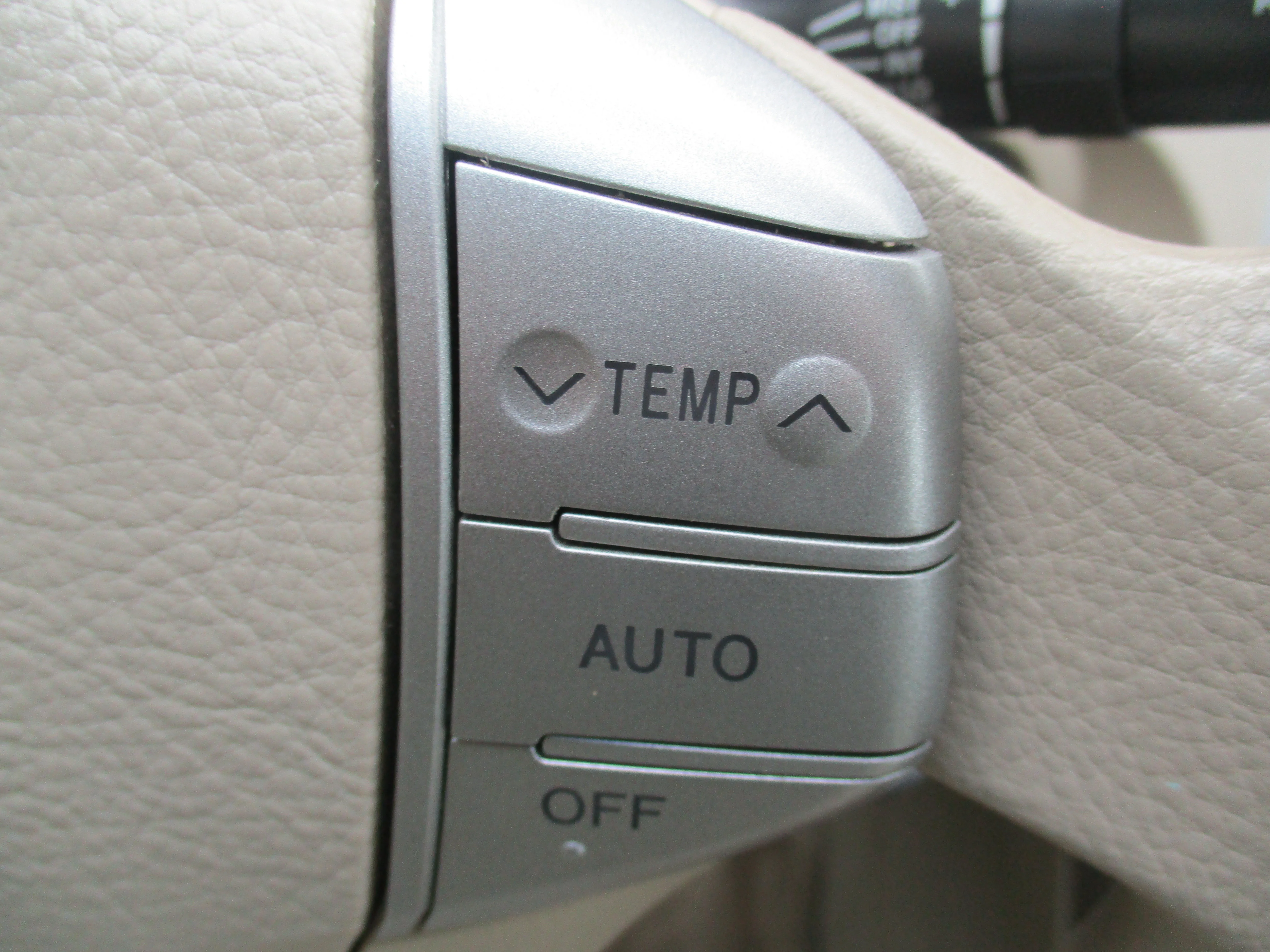 Used 2007 Beige Toyota  image 9