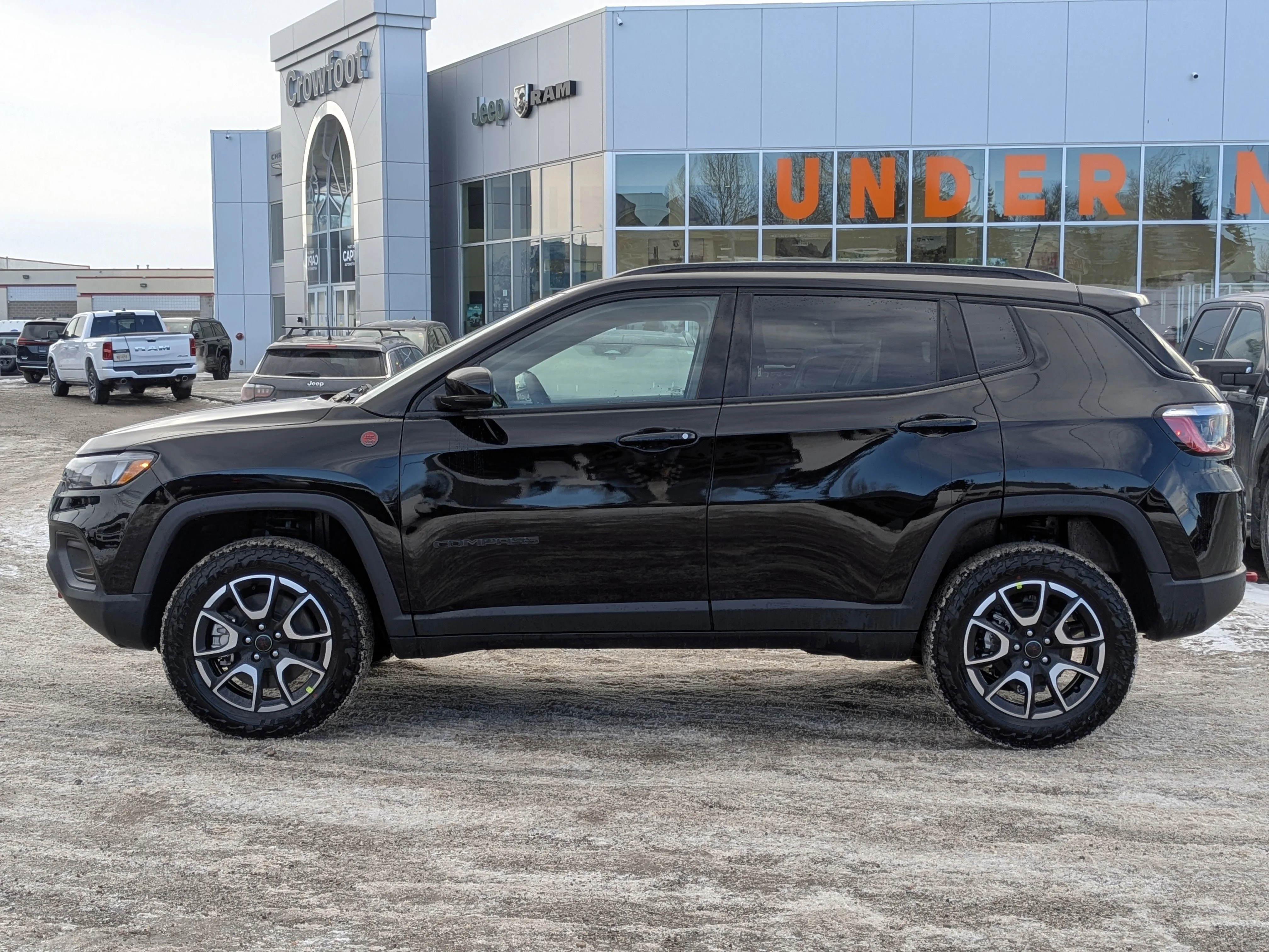 New 2026 Black Jeep Trailhawk - Sun Sound & Nav/Pano Roof/Active Driving Assist image 5