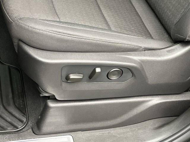 Used 2026 Onyx Black GMC Elevation image 11