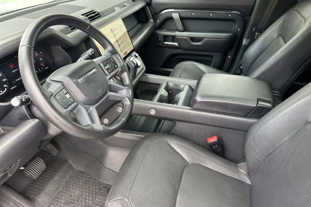 Used 2026 Gray Land Rover S image 9