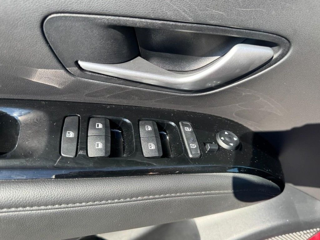 Used 2022 Red Hyundai SEL image 19
