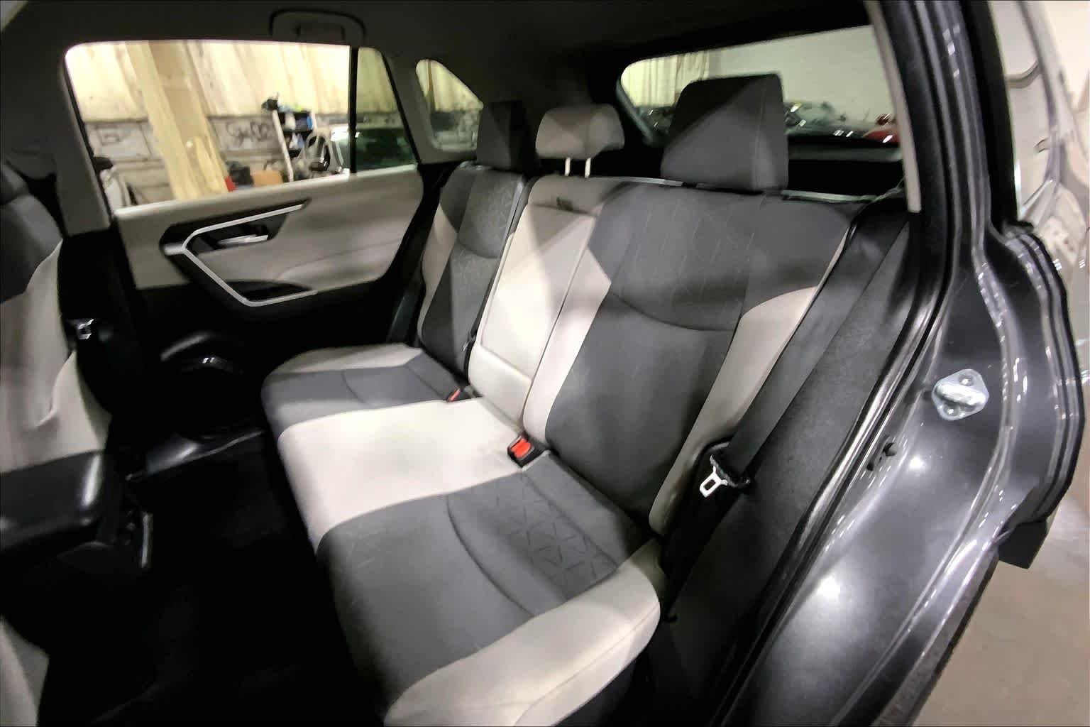 Used 2024 Magnetic Gray Metallic Toyota Hybrid XLE image 21