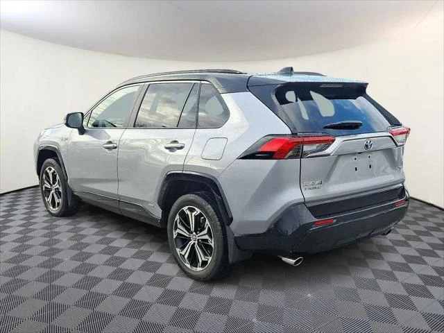2023 Toyota RAV4 XSE - Photo 8