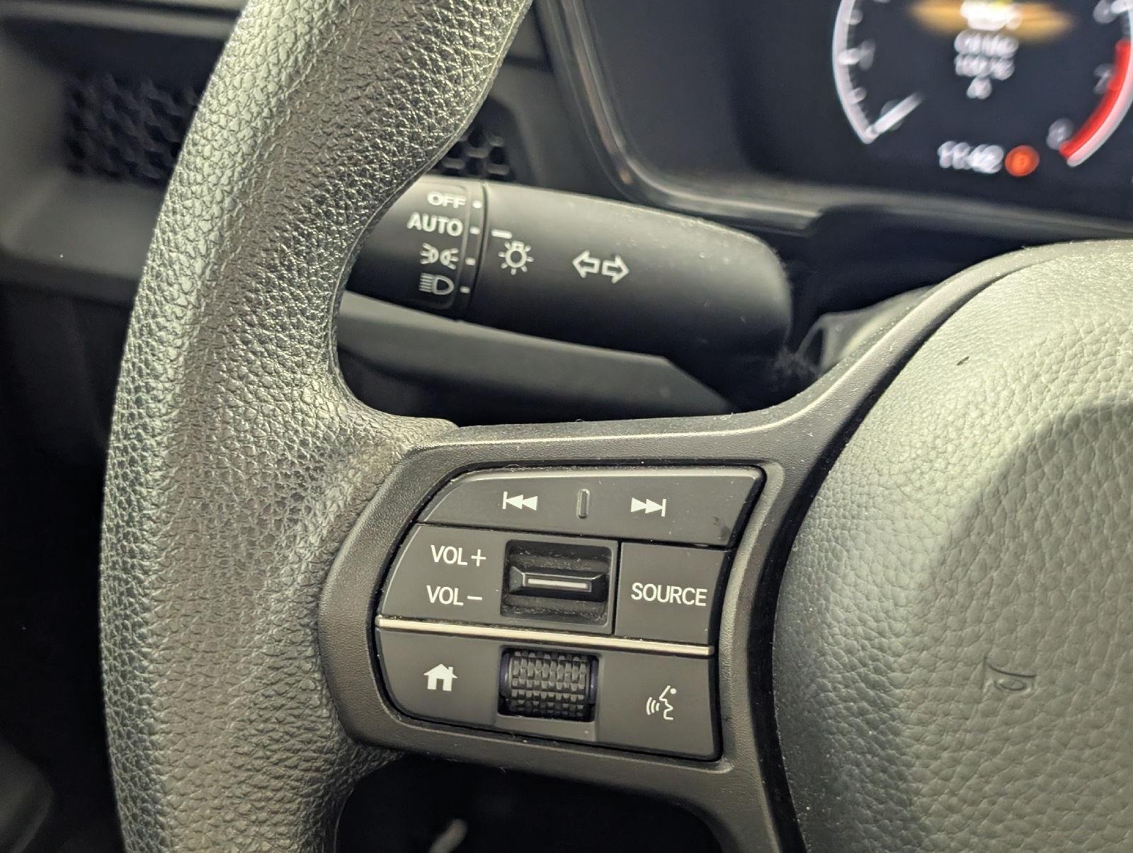 2024 Honda CR-V LX - Photo 15