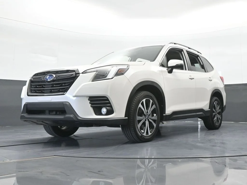 Used 2022 Crystal White Pearl Subaru Limited image 54