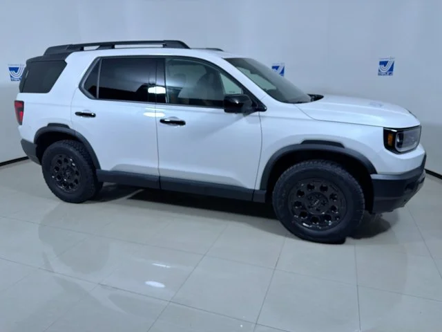 New 2026 PLATINUM WHITE Honda TrailSport Elite Blackout image 7
