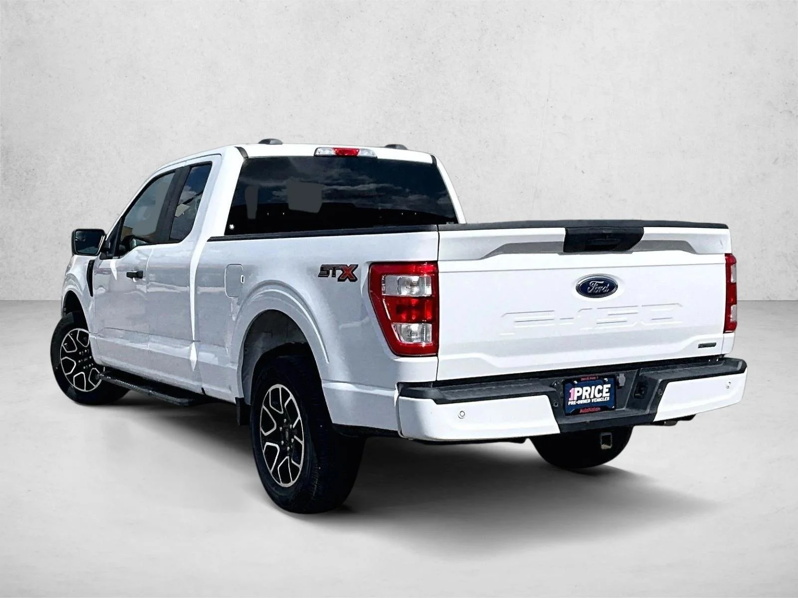 Used 2023 Oxford White Ford XL image 13