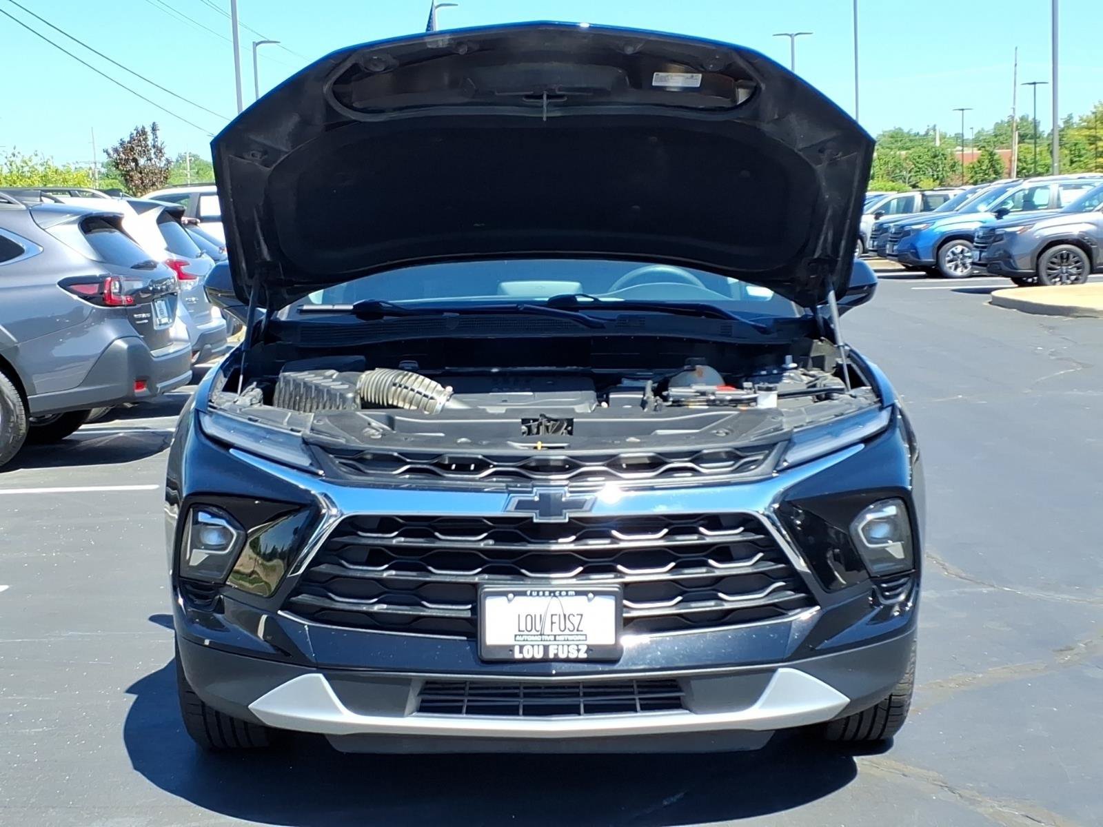 Used 2023 BLACK Chevrolet LT image 32
