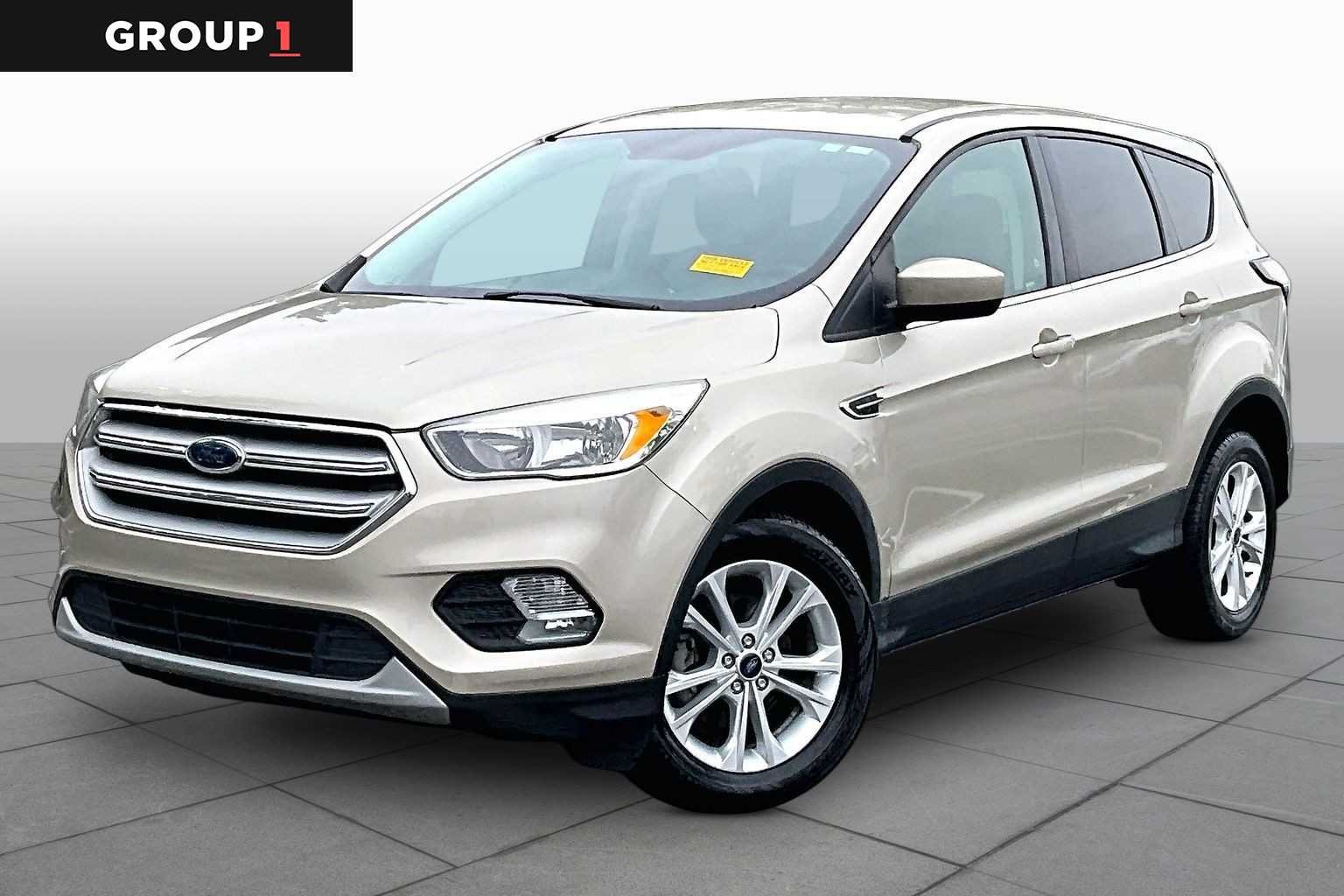 2018 Ford Escape SE's photo
