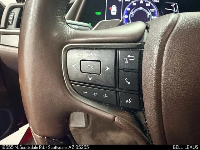 Used 2019 Red Lexus 300h image 20