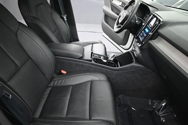 Used 2023  Volvo Ultimate image 19