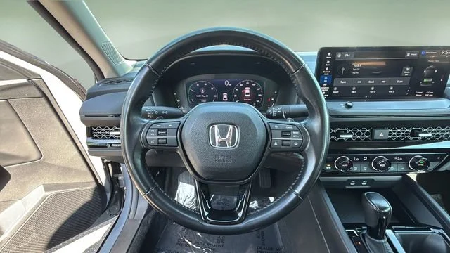 Used 2023 Gray Honda EX-L image 13