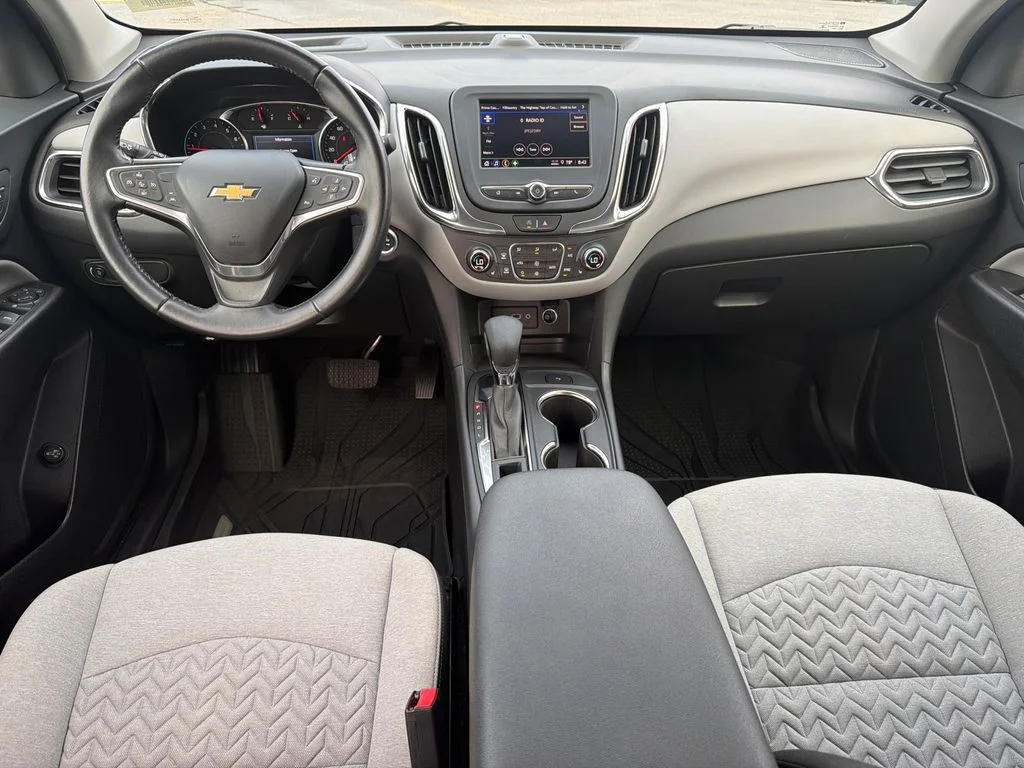 Used 2022 Gray Chevrolet LT image 23