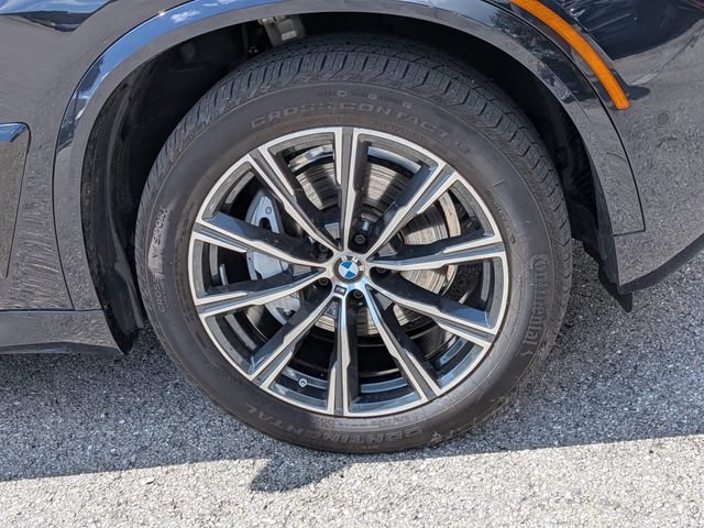 Used 2026 Carbon Black Metallic BMW xDrive40i image 11