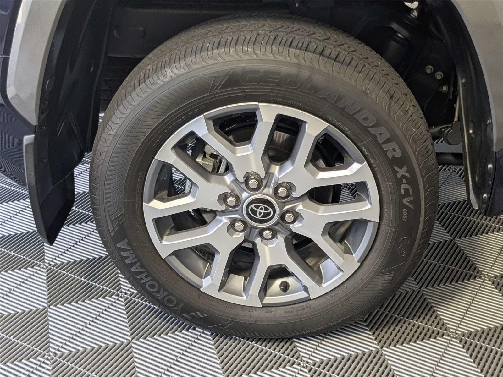 2024 Toyota Tundra 1794 Edition - Photo 10