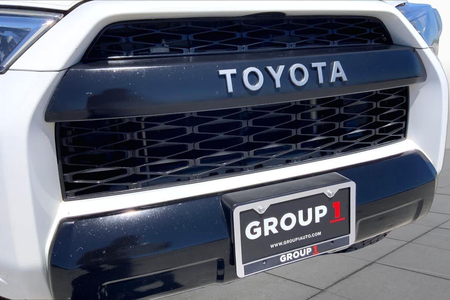 Used 2018 Super White Toyota TRD Pro image 29