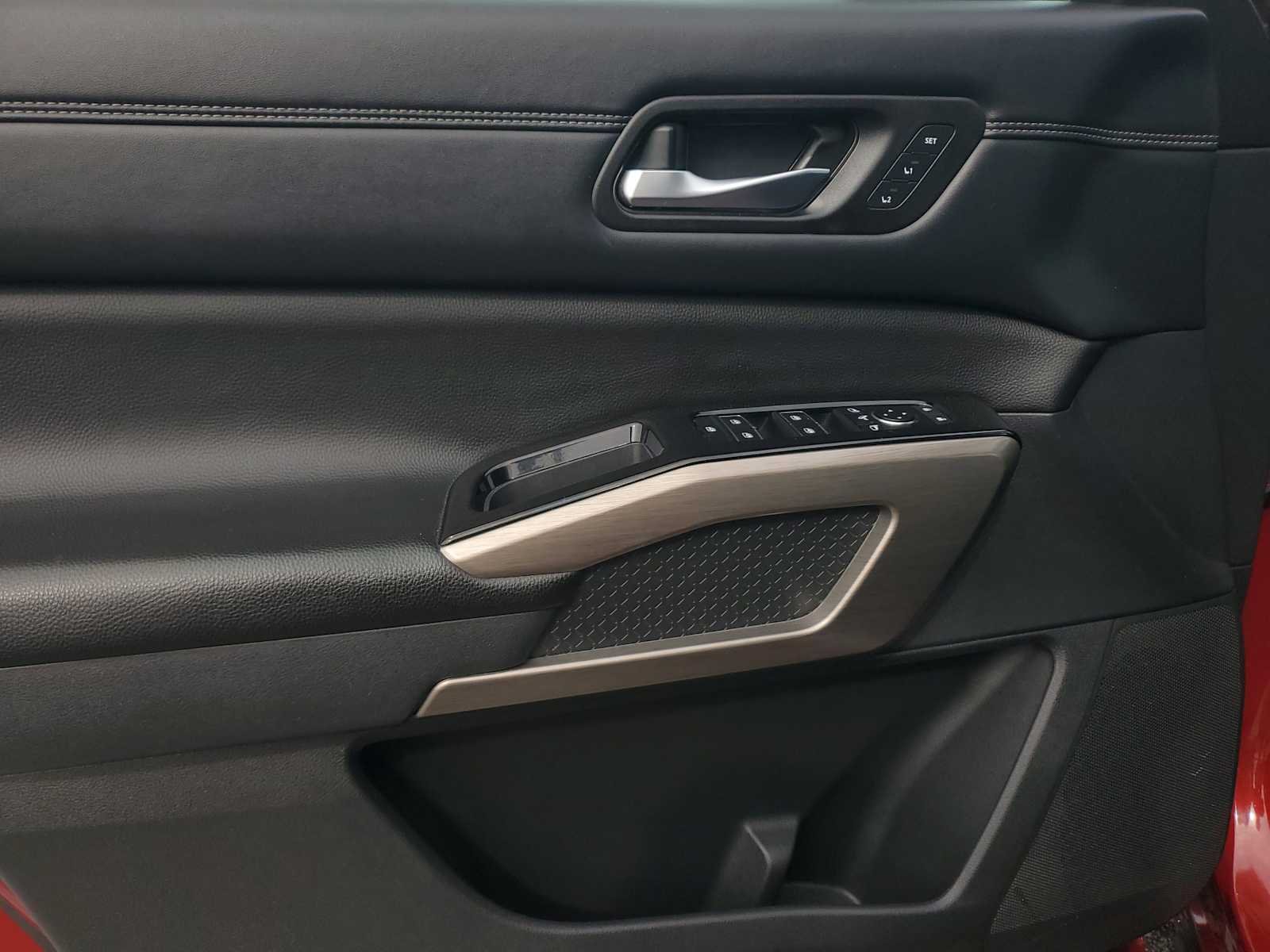 2023 Nissan Pathfinder Platinum - Photo 35