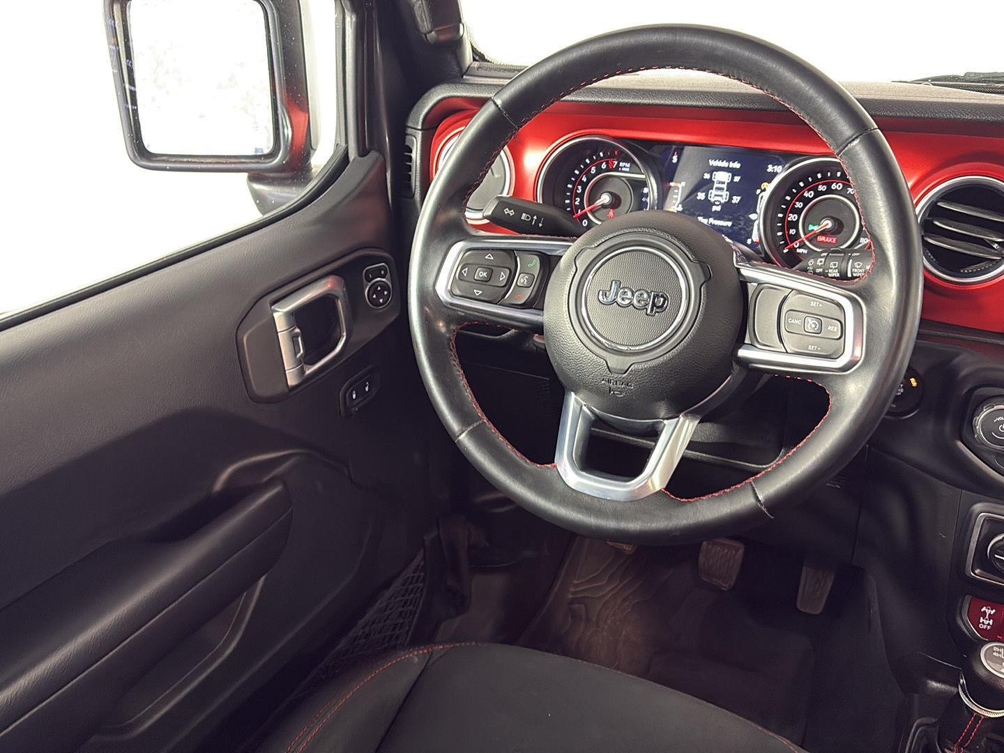 Used 2019 Granite Crystal Metallic Clearcoat Jeep Rubicon image 23