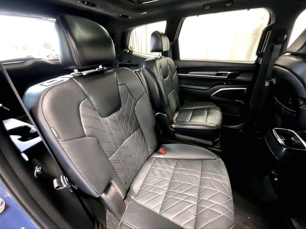 Used 2024 Black Kia SX-Prestige X-Line image 16