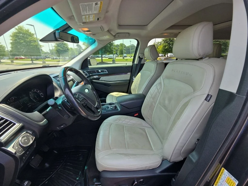 Used 2016 Gray Ford Platinum image 14