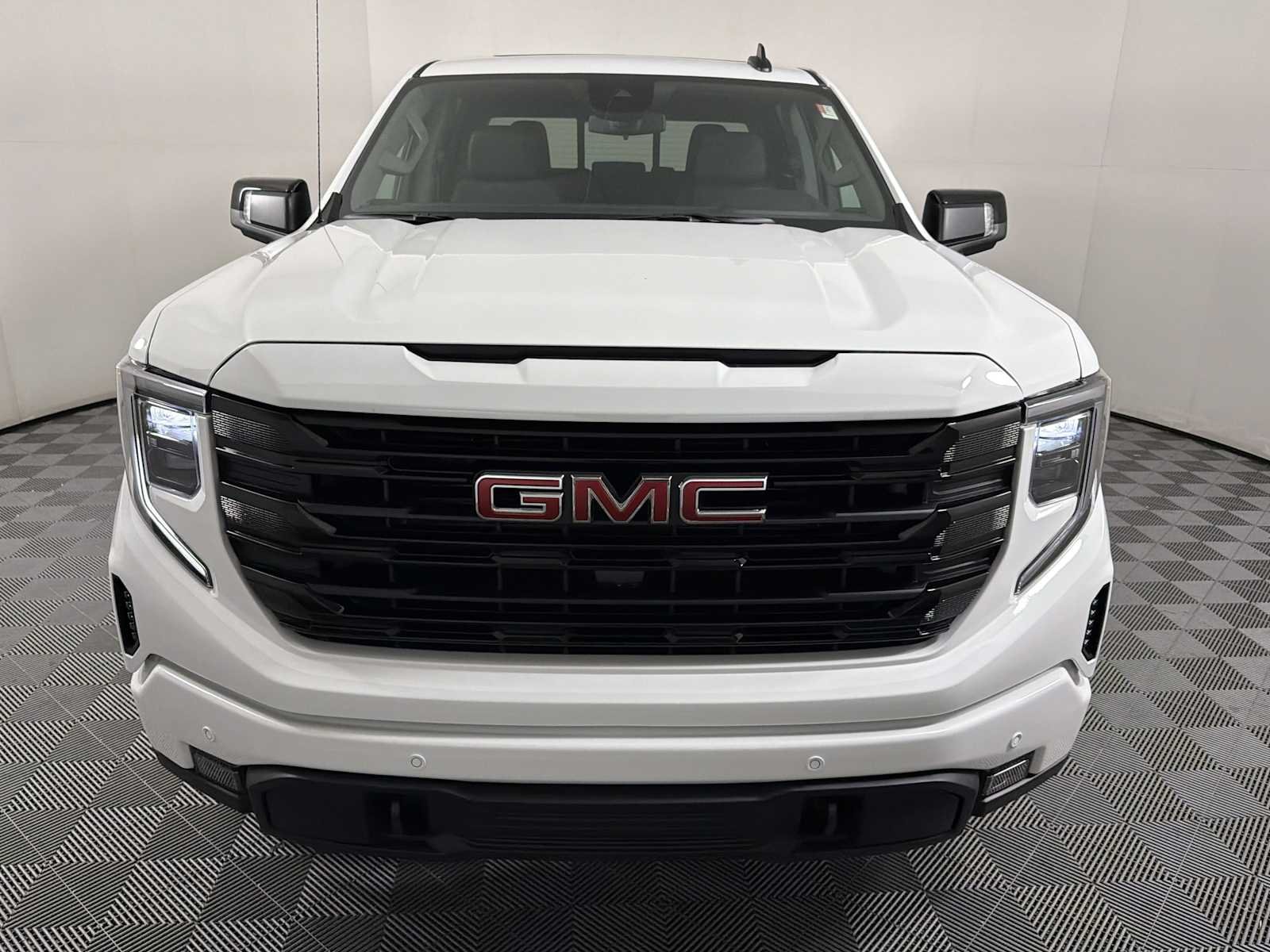 New 2026 Summit White GMC Elevation image 2