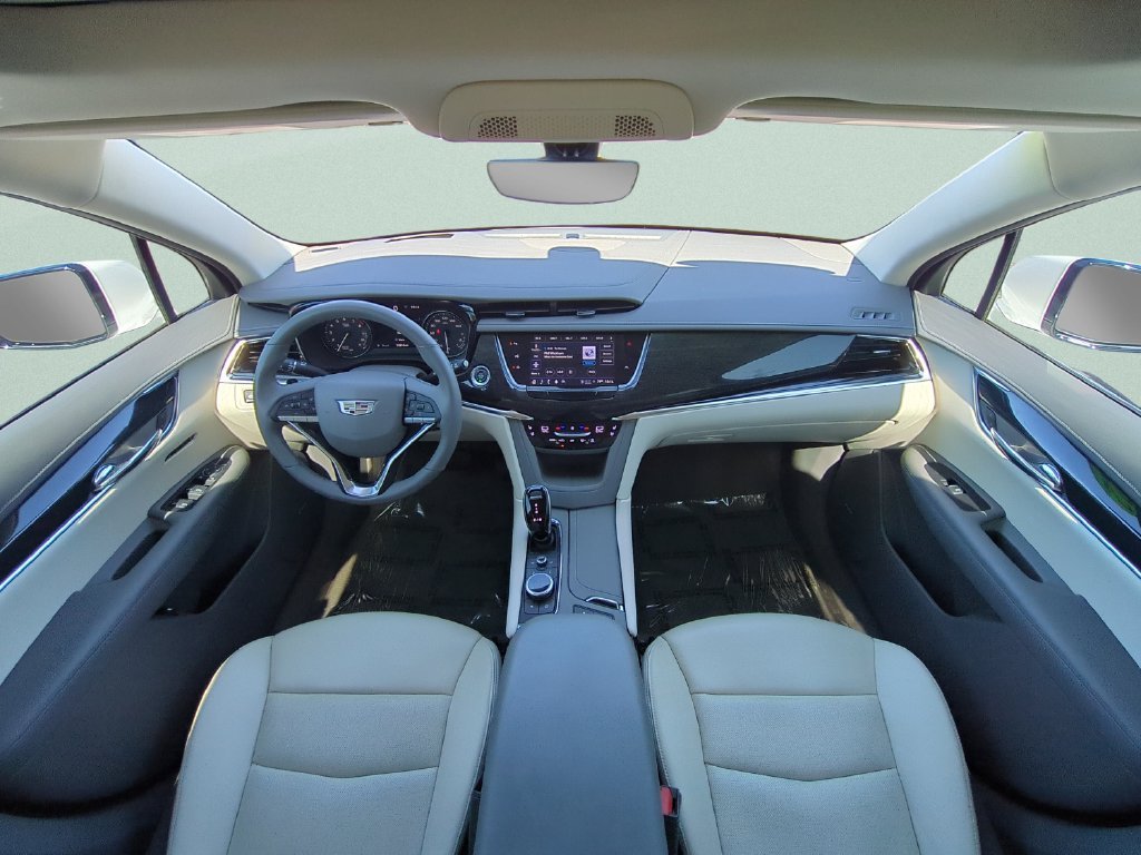 Used 2022 White Cadillac Premium Luxury image 11