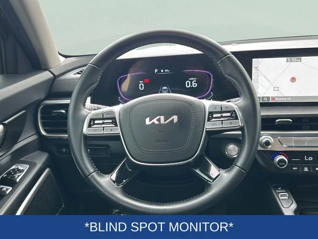 Used 2023 Black Kia S image 8