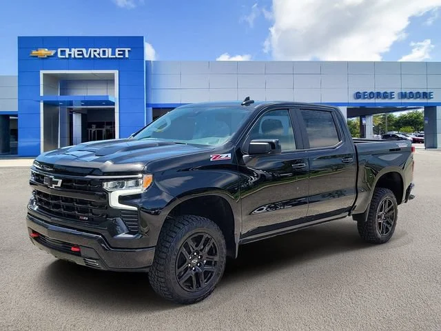 2026 Chevrolet Silverado 1500 LT Trail Boss - Photo 2