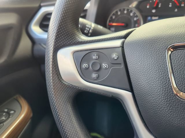 Used 2023 Summit White GMC SLE image 30