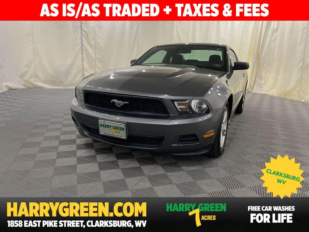 2010 Ford Mustang V6 Premium's photo