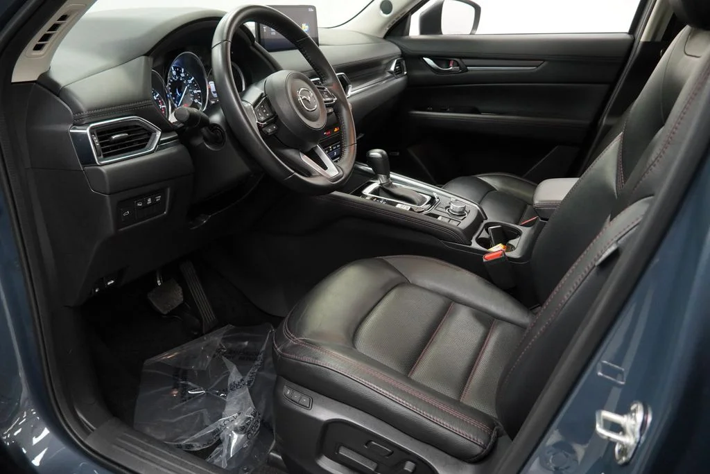 Used 2025 Gray Mazda 2.5 S Carbon Edition image 17