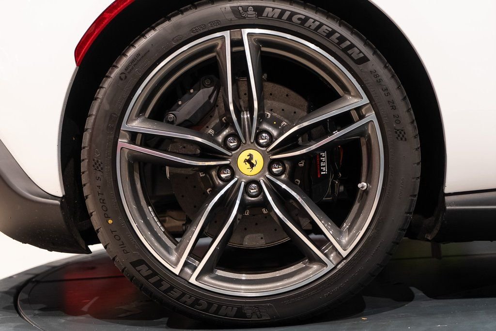 Certified Used 2025 Bianco Cervino Ferrari Spider image 15