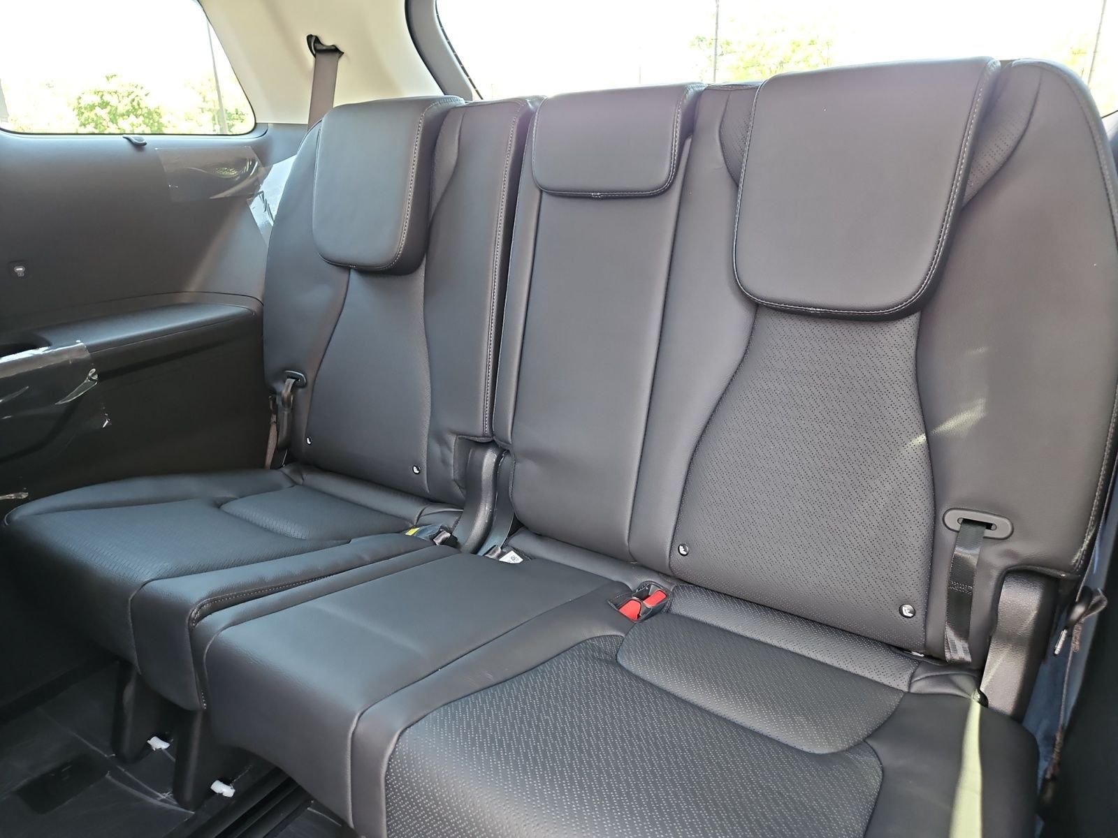 New 2026 Snow White Pearl Kia SX Prestige image 20