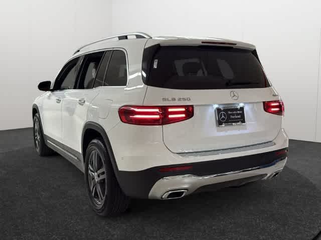 Used 2026 Polar White Mercedes-Benz GLB 250 image 6