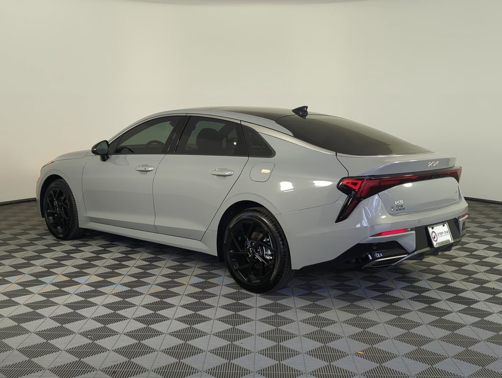 New 2026 Wolf Gray Kia GT-Line image 5