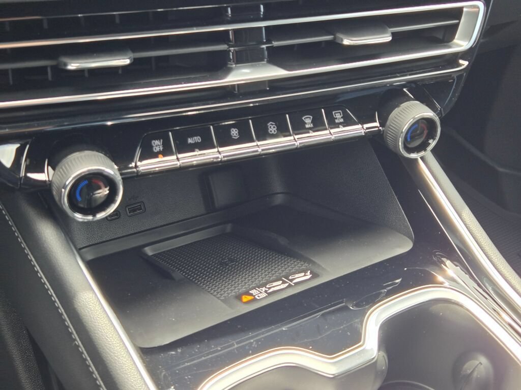 2026 Chevrolet Traverse LT - Photo 26