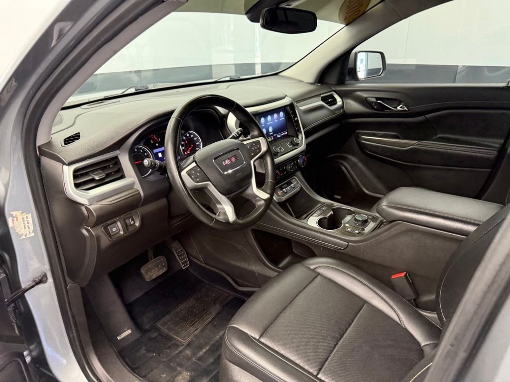 Used 2023 Silver GMC SLT image 59