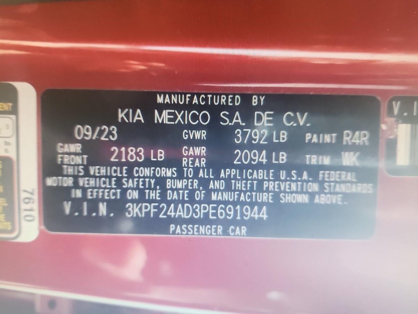 Used 2023 Currant Red Kia LXS image 6