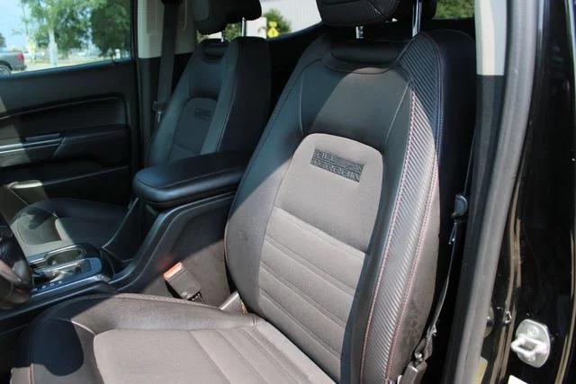 Used 2015 Black GMC SLE1 image 20