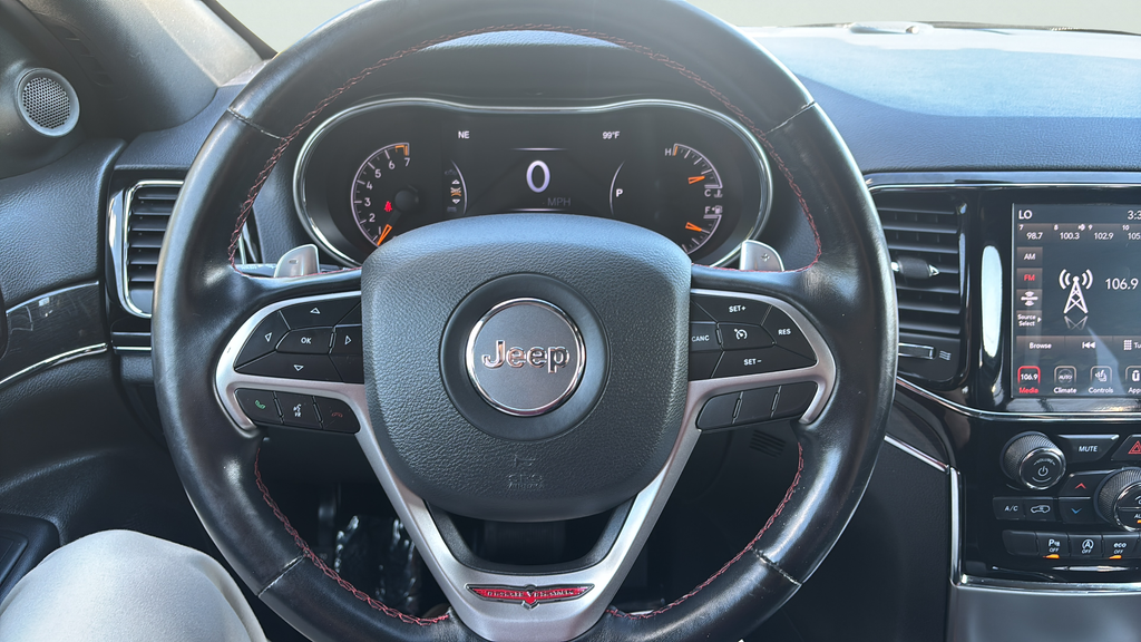 Used 2020 Black Jeep Trailhawk image 11