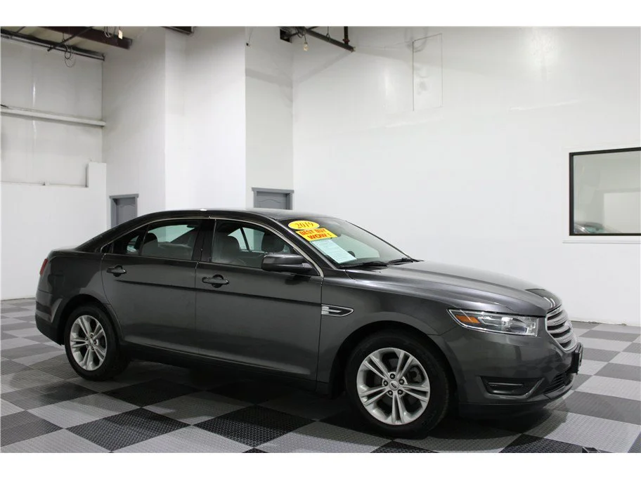 2019 Ford Taurus