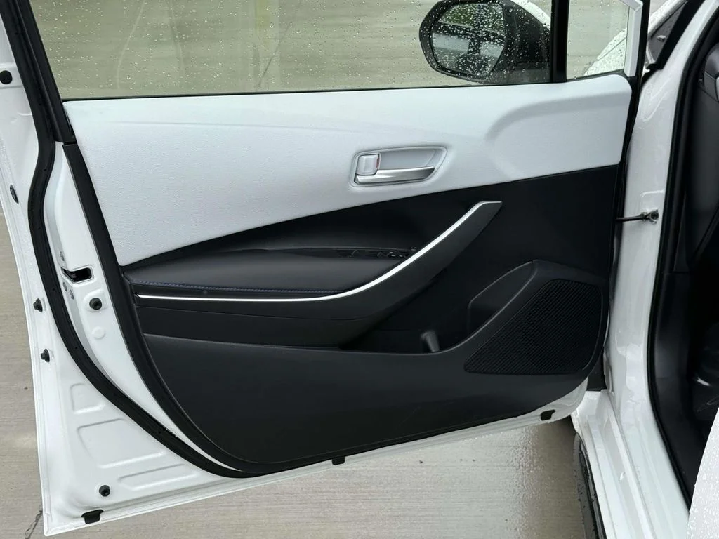 Used 2021 White Toyota SE image 30